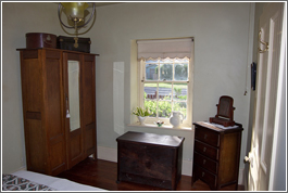 image of the bedroom