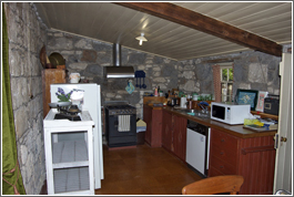 Fully equipped kitchen in Tara Cottage